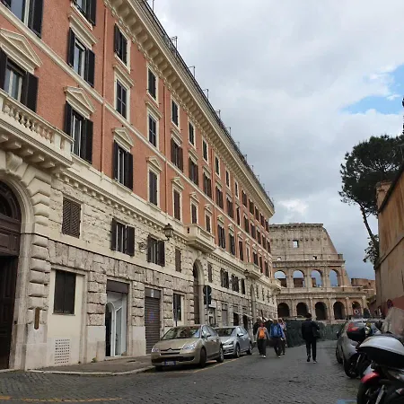 Colosseo Smart Flat Apartman *